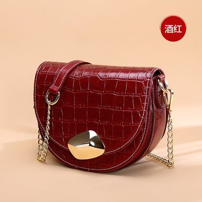 Women's bag Genuine leather crocodile pattern fashion chain bag Saddle bag that goes with anything Trendy shoulder bag Pochette