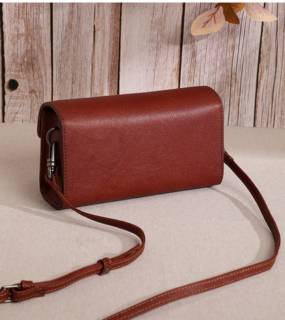 Women's bag Retro simple genuine leather crossbody bag Clutch bag that goes with anything Simple shoulder bag.Pochette