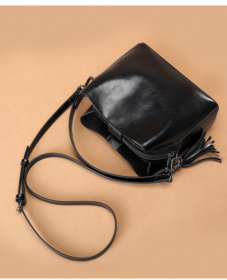 Cowhide Bag Fashion Genuine Leather Bag Fringe Bag Women Crossbody Bag Bucket Bag Shoulder Bag.Pochette