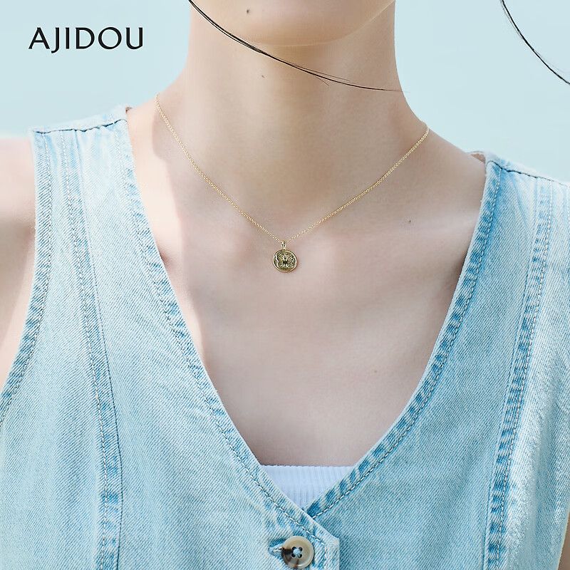 AJIDOUファッションレトロ蝶ネックレス贈り物