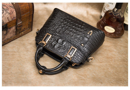 Women's bag Crocodile pattern genuine leather handbag Fashion shoulder bag Cowhide Commuting OL handbag that goes with anything. Bag