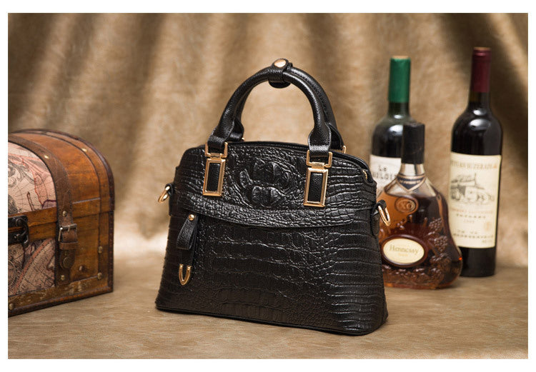 Women's bag Crocodile pattern genuine leather handbag Fashion shoulder bag Cowhide Commuting OL handbag that goes with anything. Bag