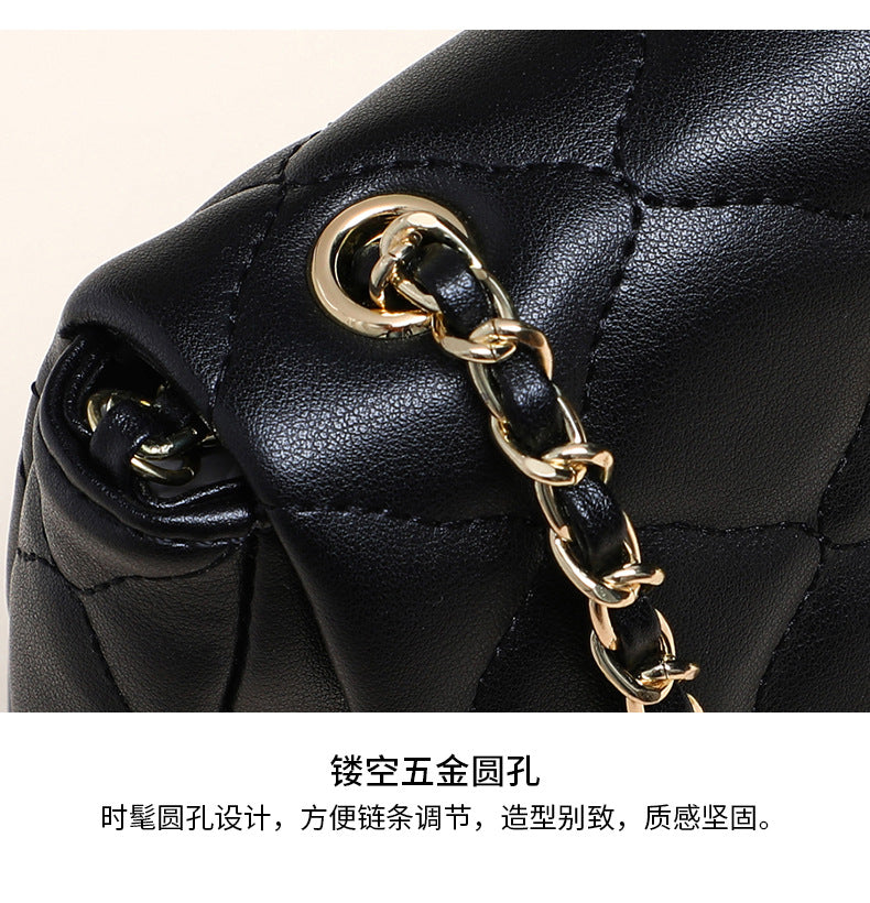 Genuine leather plaid chain bag Crossbody bag Simple elegant Shoulder bag that goes with anything. Pochette