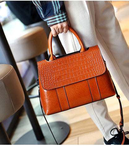 Women's handbag crocodile pattern large capacity genuine leather shoulder bag is trendy fashion commuting elegant handbag.bag