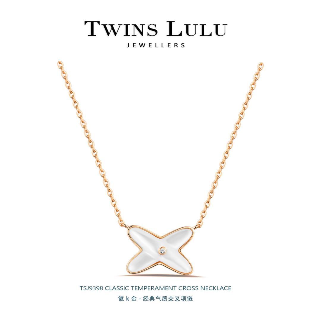 TWINS LULU﻿  優雅フランス四つ葉のクローバーのネックレス