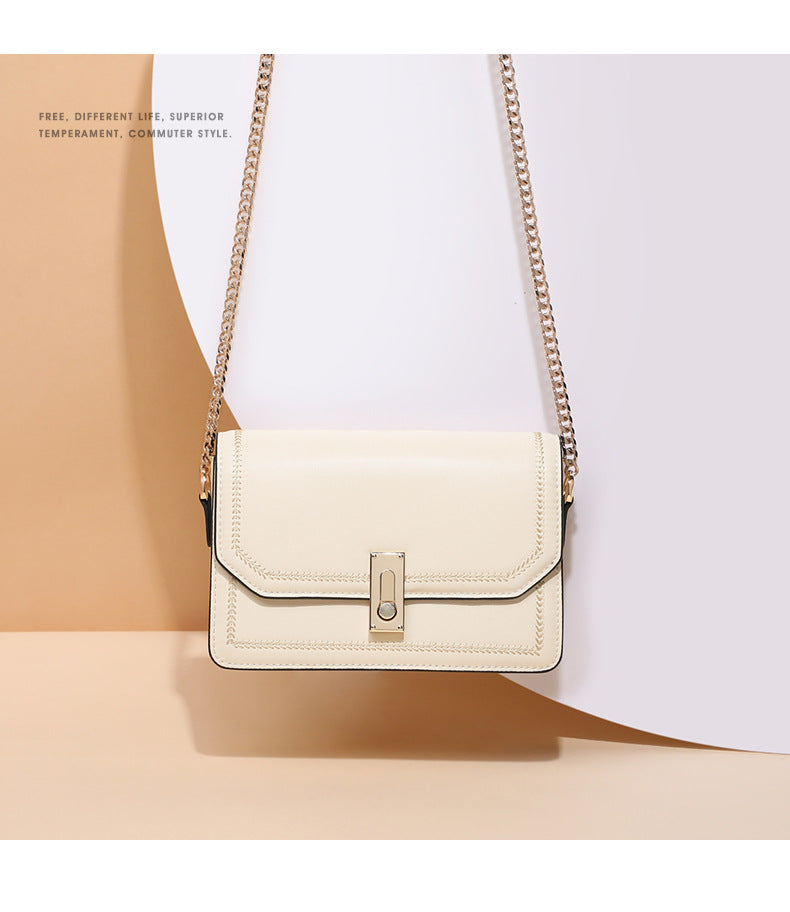 Genuine leather diagonal shoulder bag Accessory bag Stylish and luxurious chain bag Simple square bag Shoulder bag. Pochette