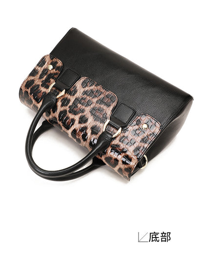 Genuine leather leopard print women's bag Boston bag large capacity handbag cowhide fashion shoulder bag. Pochette