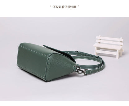 Women's bag trend crossbody bag genuine leather fashion cowhide simple shoulder bag that goes with anything. Pochette