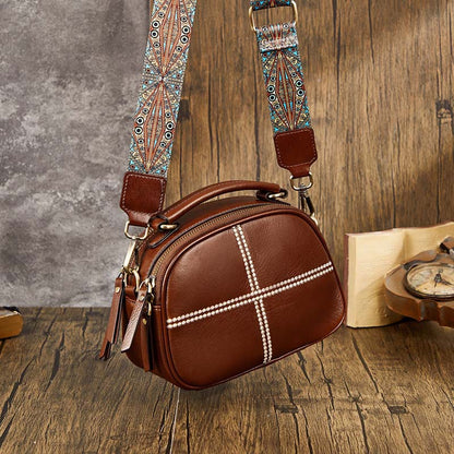 Genuine leather women's bag fashion Cowhide handbag that goes with anything Large capacity simple shoulder bag. Pochette