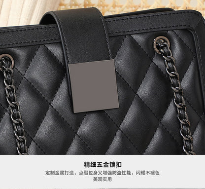 Women's Bag Crossbody Bag Genuine Leather Chain Bag Pouch Stylish Underarm Bag That Goes With Anything Plaid Shoulder Bag.Pochette