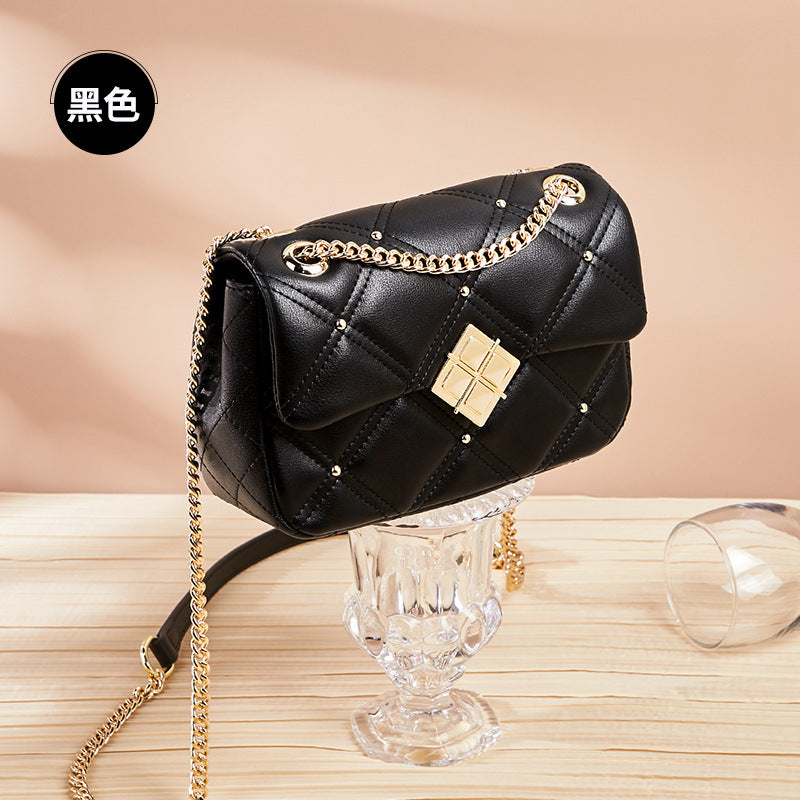 Women's bag Stylish genuine leather plaid chain bag Mini shoulder bag that goes with anything Elegant shoulder bag Pochette