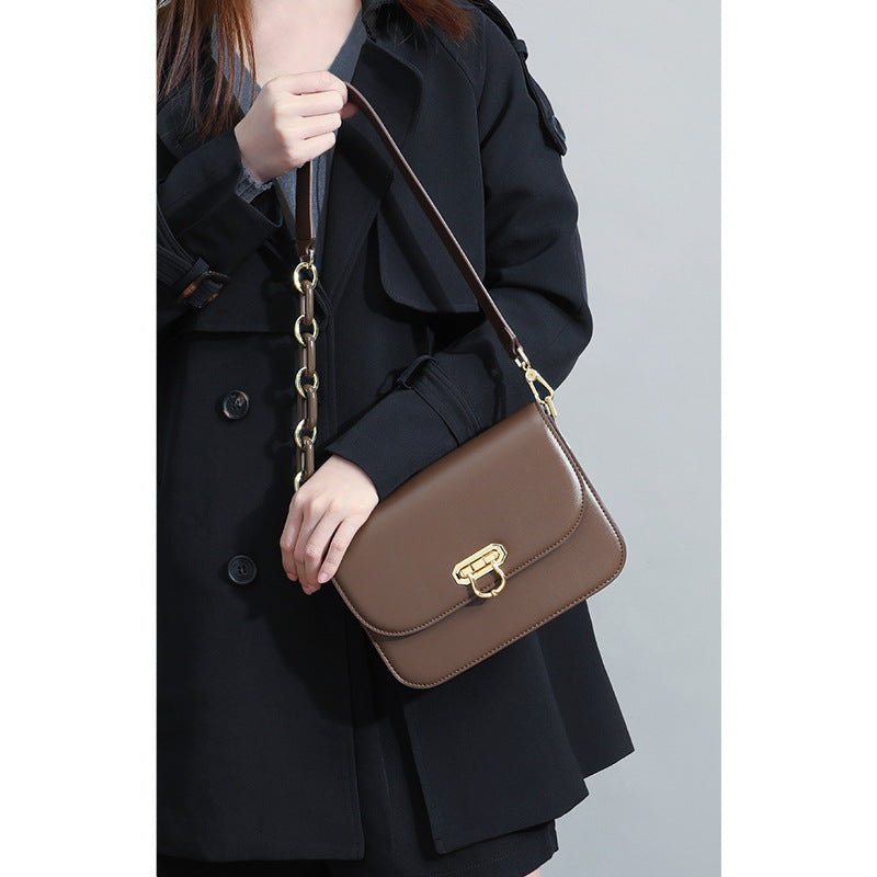 Genuine leather armpit bag fashion chain bag crossbody bag square bag shoulder bag that goes with anything. Pochette