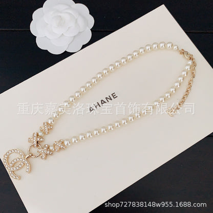 Pearl chain necklace Elegant temperament Luxury French clavicle chain 