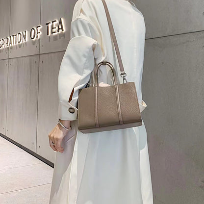 Genuine leather handbag Women's bag Cowhide crossbody bag Simple commuter office lady Goes with anything Shoulder bag.Pochette