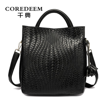 Genuine leather ladies bag large capacity handbag knitting pattern fashion temperament elegant retro shoulder bag handbag.bag