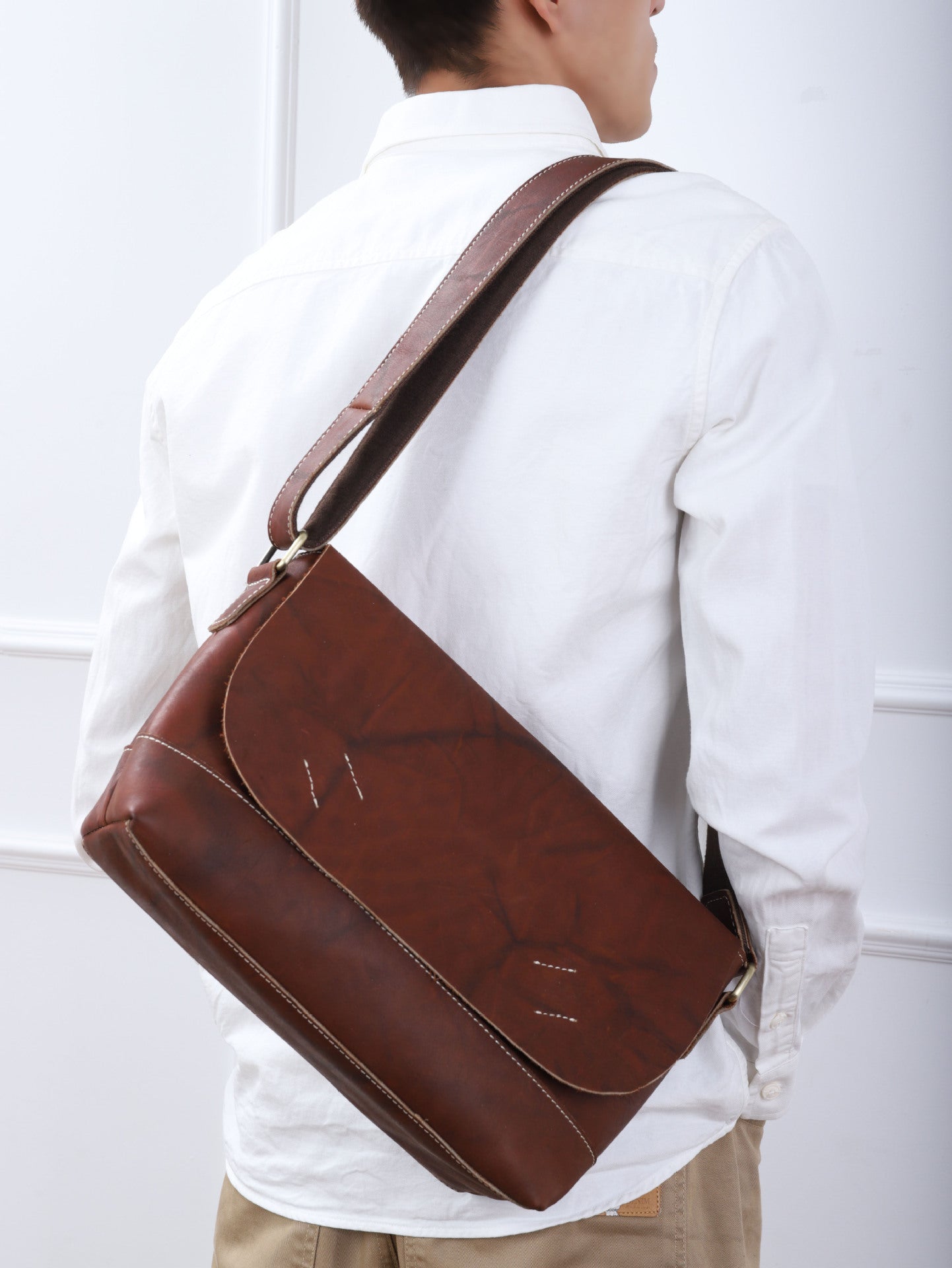 Men's Shoulder Bag Genuine Cowhide Leather Luxury Fashion Business Casual Messenger Bag Crossbody Bag for Men 