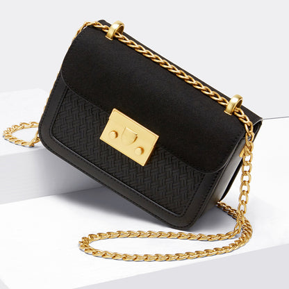 Women's bag fashion crossbody bag chain bag retro square bag shoulder bag that goes with anything. Pochette