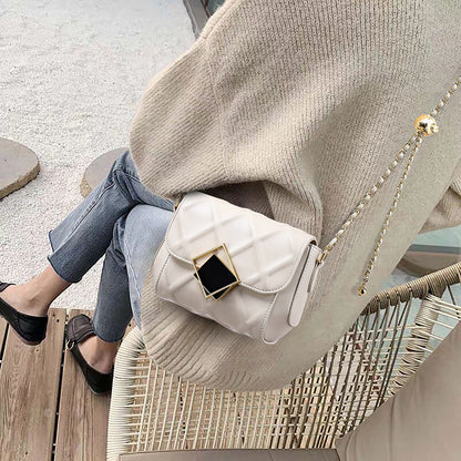 Stylish genuine leather bag for women Chain bag Women's checked crossbody bag Shoulder bag that goes with anything. Pochette