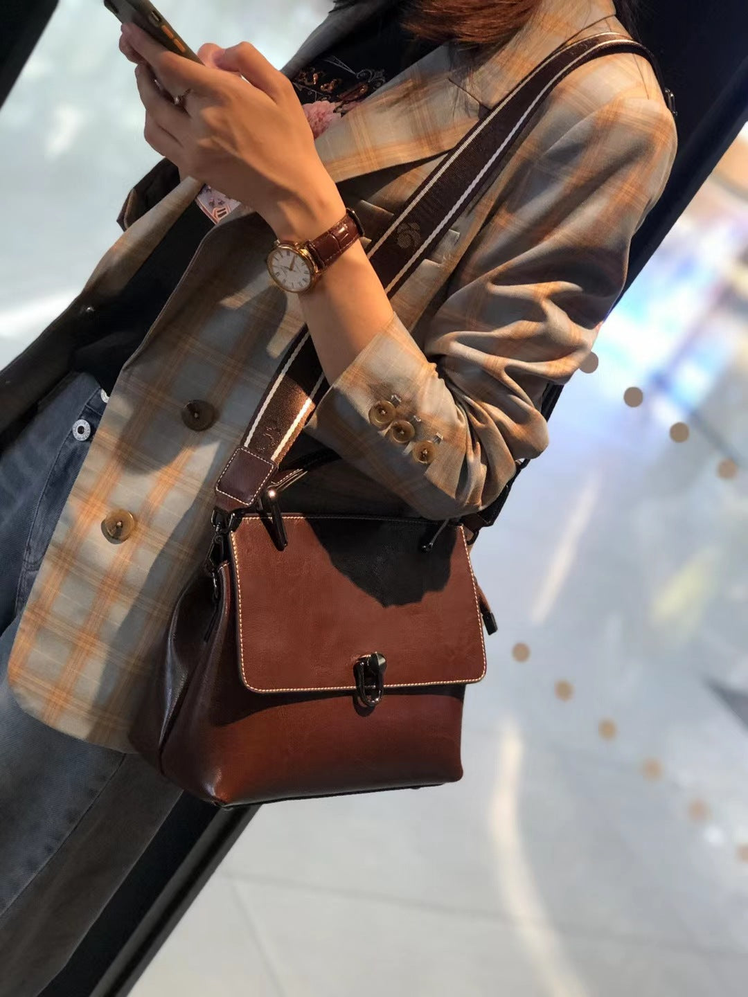 Genuine leather women's bag top layer cowhide handbag shoulder bag large capacity lock bag retro handbag.bag