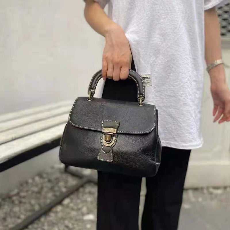 Ladies bag handbag genuine leather handmade retro cowhide shoulder bag that goes with anything simple handbag.bag 