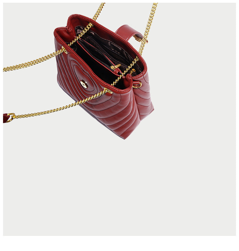 Women's Bag Heart Bag Fashion Genuine Leather Bag Bucket Bag Chain Bag Trendy Shoulder Bag.Pochette