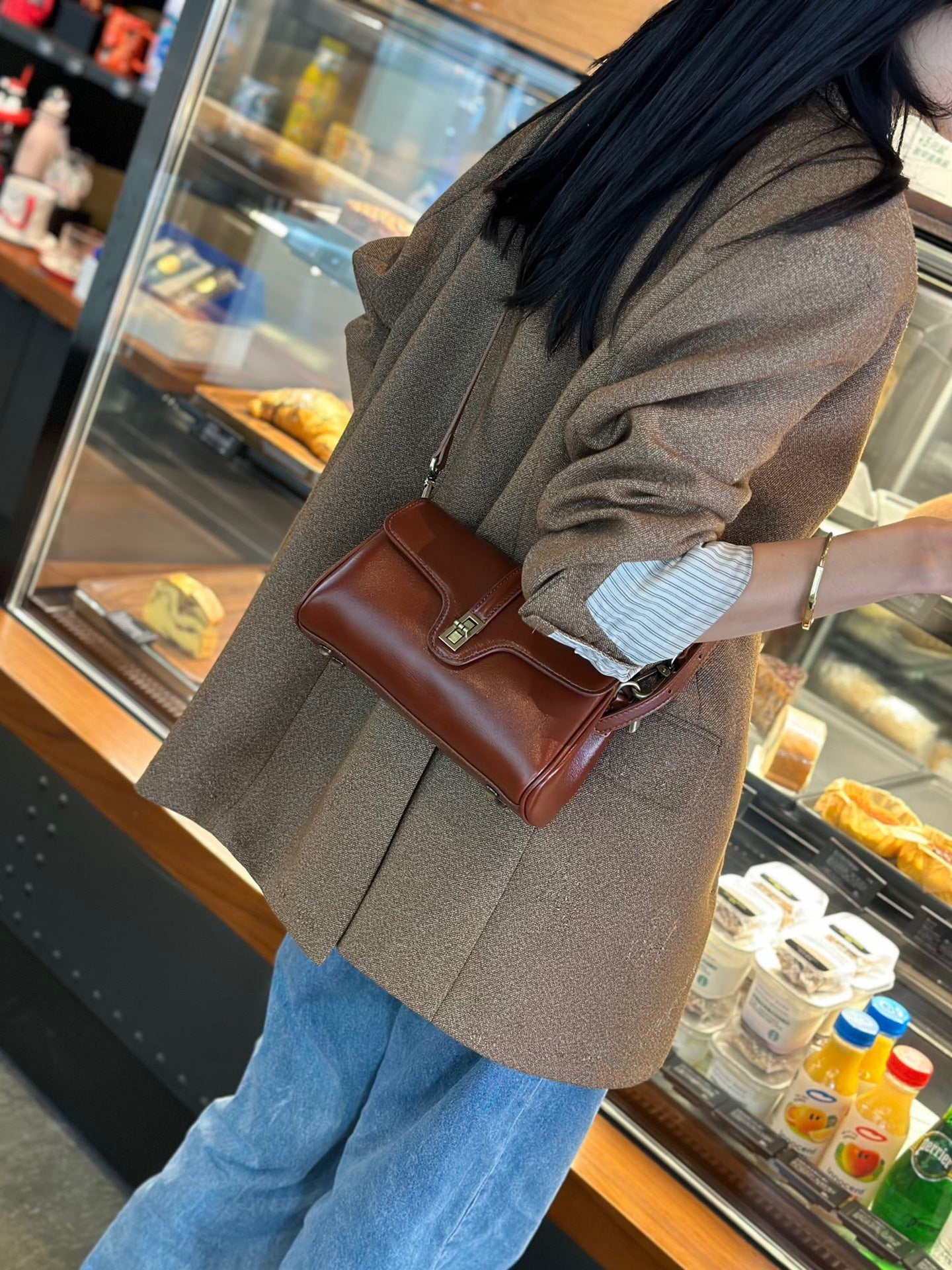 Ladies Crossbody Bag Same Style Cowhide Fashion Retro Messenger Bag Underarm Bag Shoulder Bag.Pochette