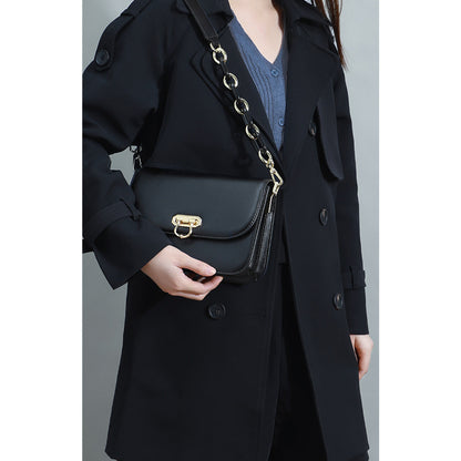 Genuine leather armpit bag fashion chain bag crossbody bag square bag shoulder bag that goes with anything. Pochette