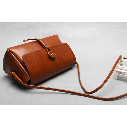 Women's Bag Retro Genuine Leather Square Bag Crossbody Bag Oil Wax Cowhide Shoulder Bag.Pochette