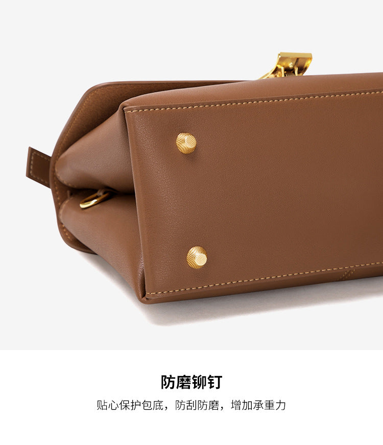 Genuine leather women's bag Messenger bag that goes with anything Fashionable shoulder bag Handbag.bag