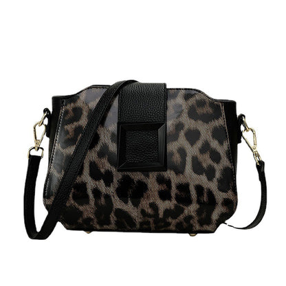 Cowhide women's bag Leopard print fashion genuine leather bag Retro shoulder bag that goes with anything. Pochette