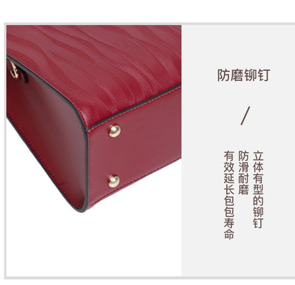 Ladies bag fashion large capacity handbag genuine leather large capacity shoulder bag elegant handbag.bag