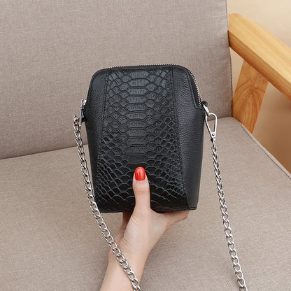 Women's fashion bag Crocodile pattern crossbody bag Genuine leather chain mobile bag Trendy shoulder bag that goes with anything. Pochette