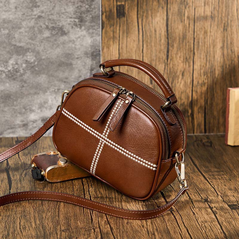 Genuine leather women's bag fashion Cowhide handbag that goes with anything Large capacity simple shoulder bag. Pochette