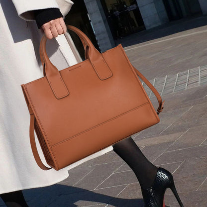 Large capacity ladies bag cowhide commuter handbag fashion high quality shoulder bag temperament elegant handbag.bag