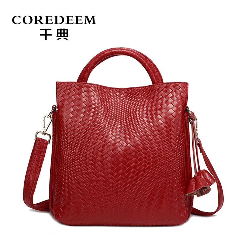 Genuine leather ladies bag large capacity handbag knitting pattern fashion temperament elegant retro shoulder bag handbag.bag