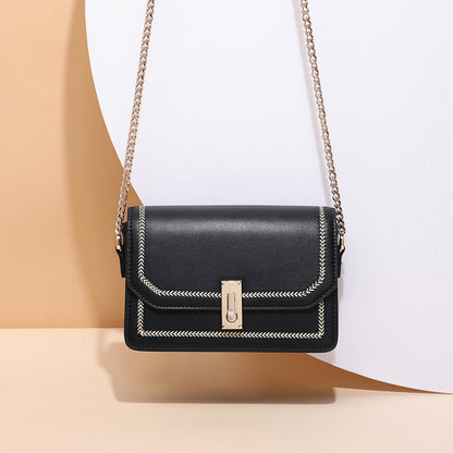 Genuine leather diagonal shoulder bag Accessory bag Stylish and luxurious chain bag Simple square bag Shoulder bag. Pochette