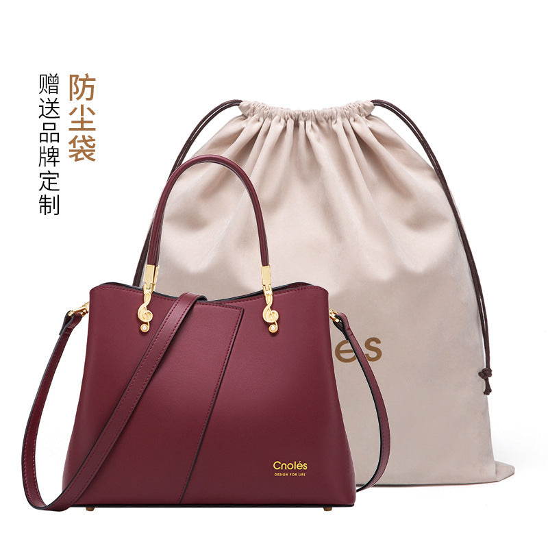 Large Capacity Bag Fashion Shoulder Bag Ladies Bag Elegant Handbag. Bag