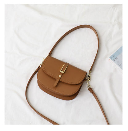 Women's fashionable diagonal shoulder bag Genuine leather saddle bag Underarm bag Shoulder bag that goes with anything. Pochette