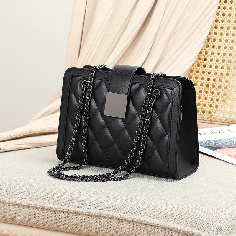 Women's Bag Crossbody Bag Genuine Leather Chain Bag Pouch Stylish Underarm Bag That Goes With Anything Plaid Shoulder Bag.Pochette