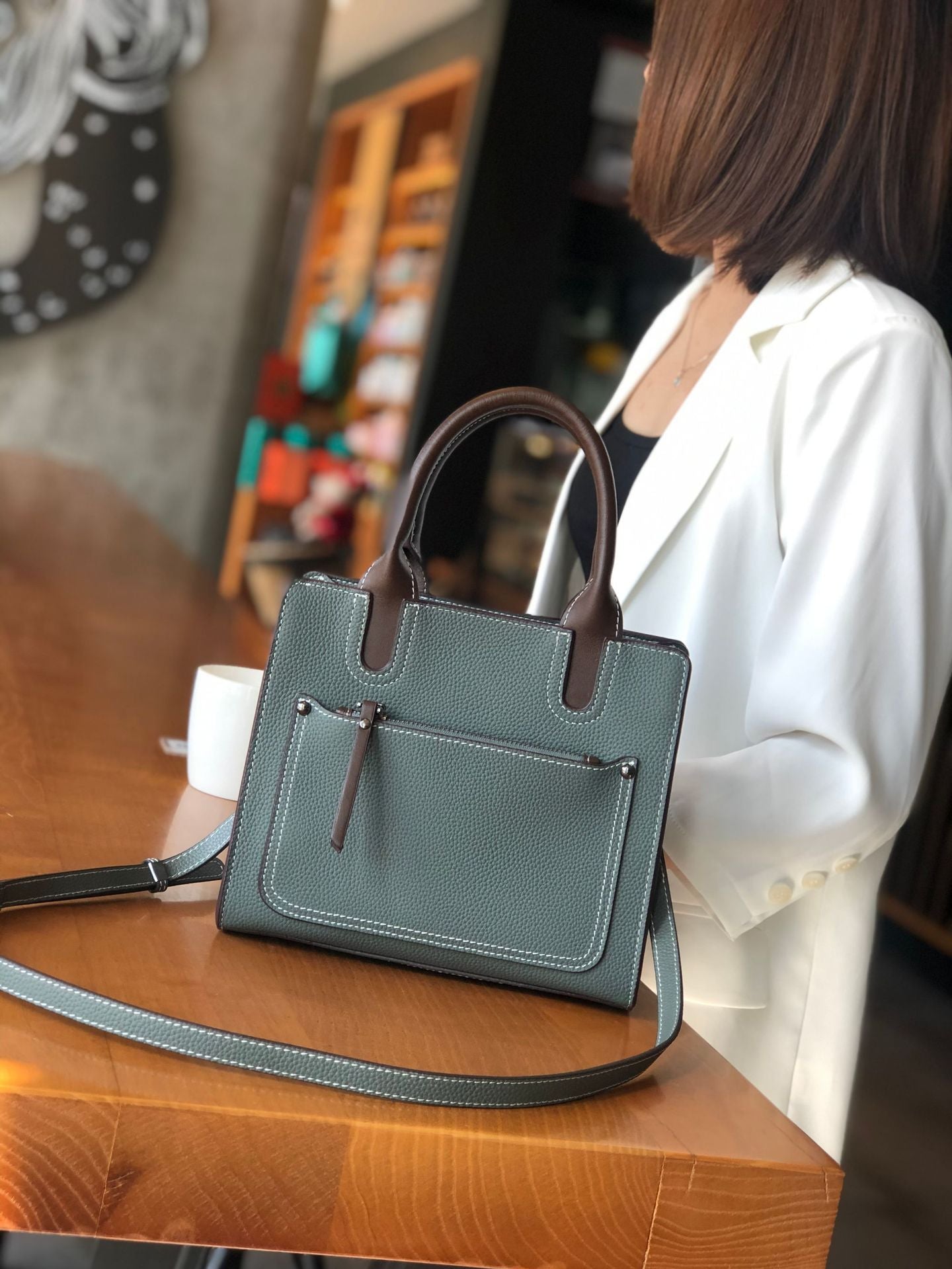 Genuine Leather Women's Bag Crossbody Bag Stylish Casual Handbag Cowhide Retro Style Shoulder Bag Handbag. Bag