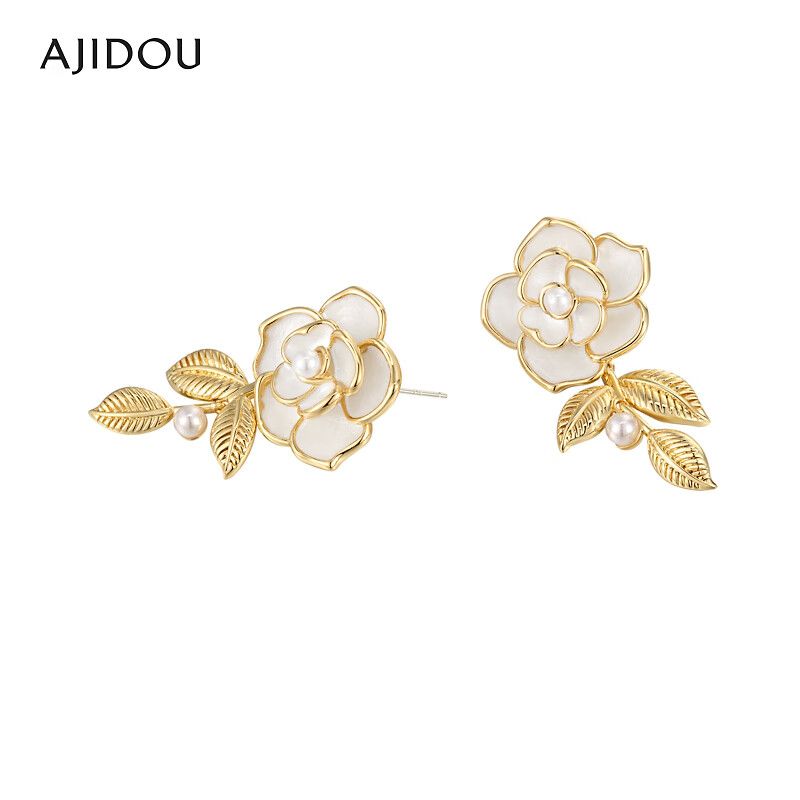 AJIDOU椿の花シリーズ優雅な花のイヤリング贈り物