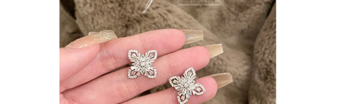 FRIDAY JEWELRYシルバージルコン花気質レトロ個性ピアス