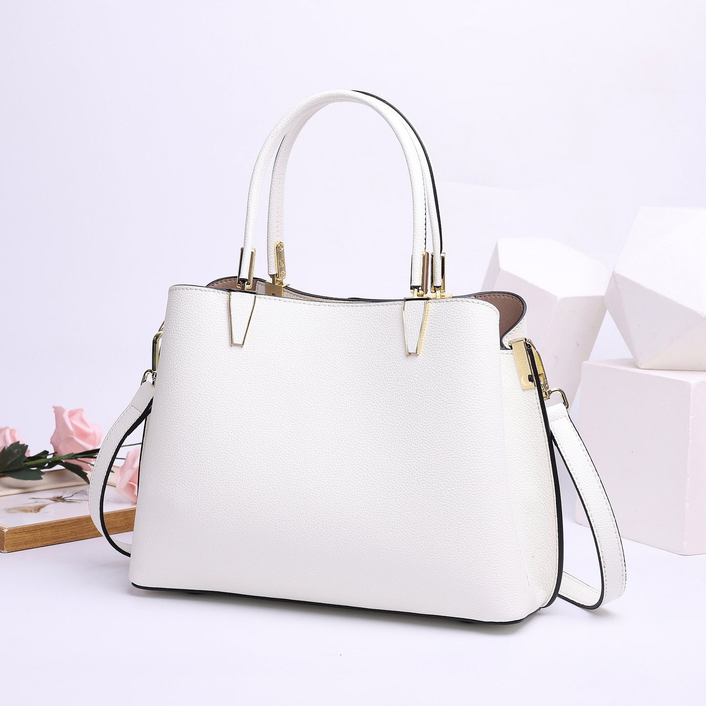 Stylish ladies handbag simple genuine leather shoulder bag diagonal bag simple commuting OL