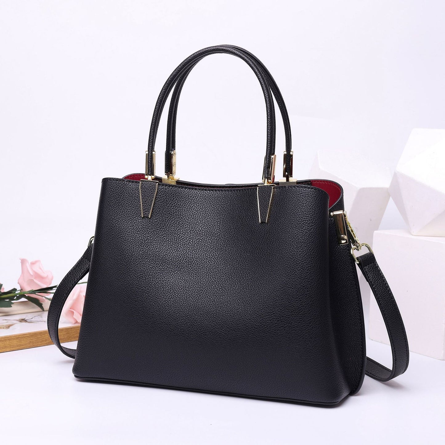 Stylish ladies handbag simple genuine leather shoulder bag diagonal bag simple commuting OL