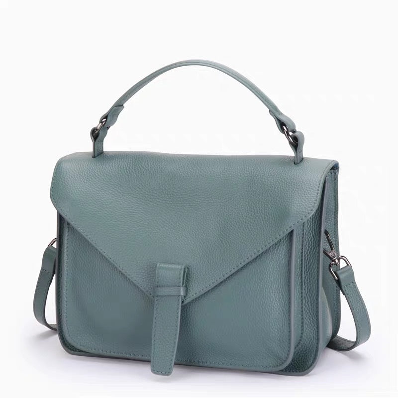 Women's Handbag Shoulder Bag Retro Large Capacity Cowhide Bag Messenger Bags Shoulder Bag