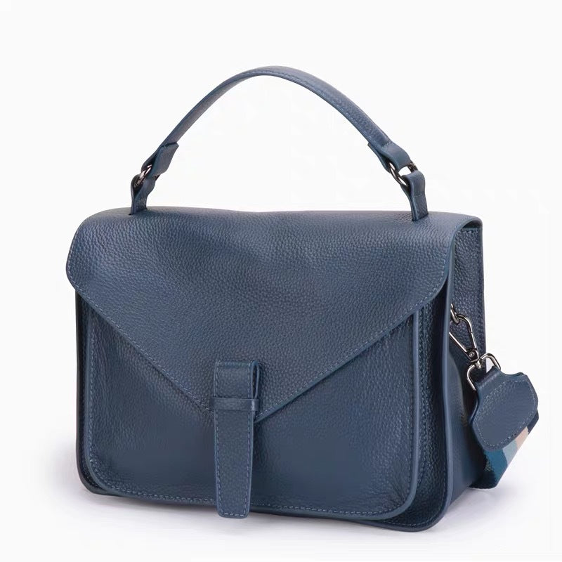 Women's Handbag Shoulder Bag Retro Large Capacity Cowhide Bag Messenger Bags Shoulder Bag