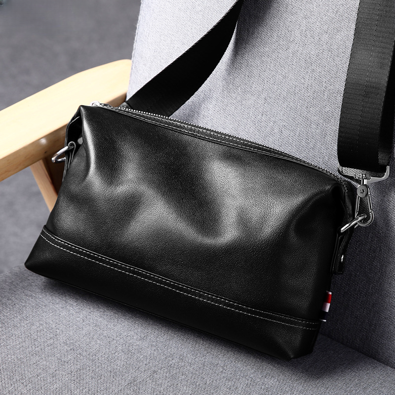 Men's Shoulder Bag Made of Genuine Cowskin Leather Casual Large Capacity Handbag Business Crossbody Bag 