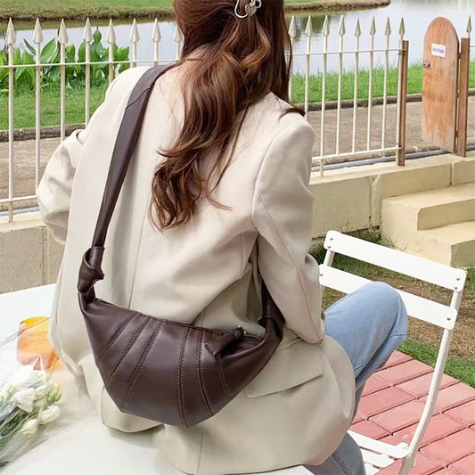 Retro women's cowhide bag Genuine leather stylish shoulder bag Women's croissant crossbody bag