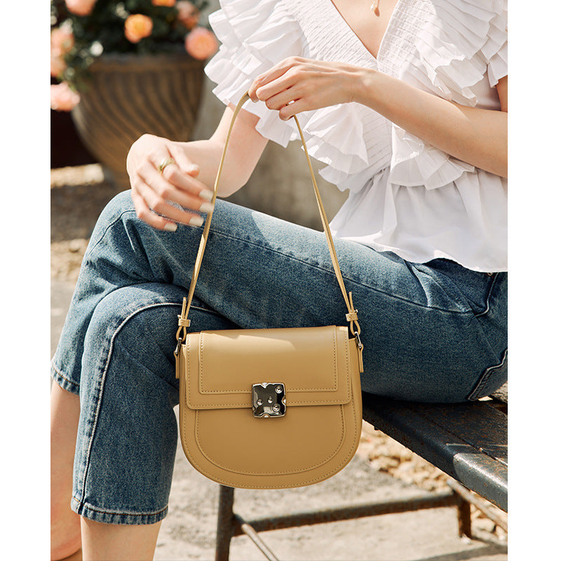 Luxury bag women cowhide shoulder bag fashion shoulder bag saddle bag goes with anything