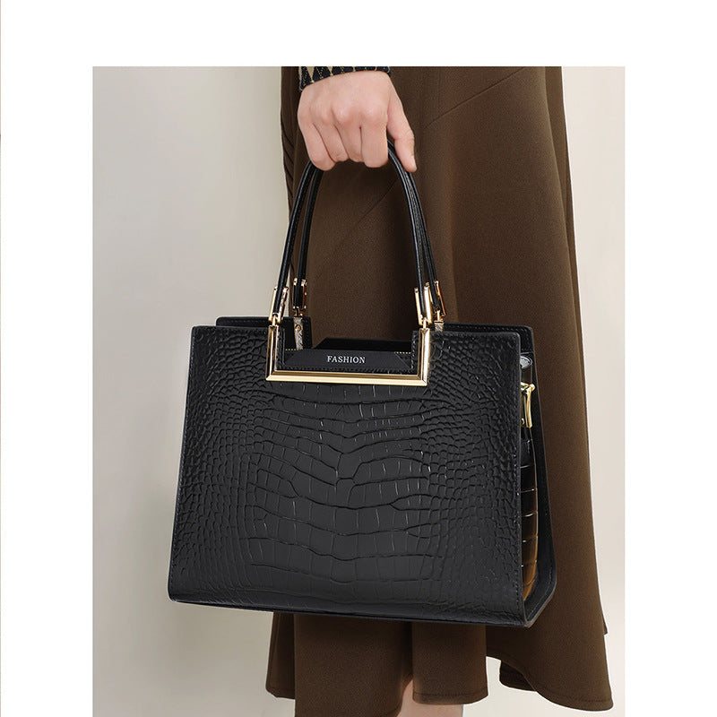 Women's handbag Crocodile pattern crossbody bag Genuine leather high quality simple commuter OL shoulder bag that goes with anything Temperament handbag.bag